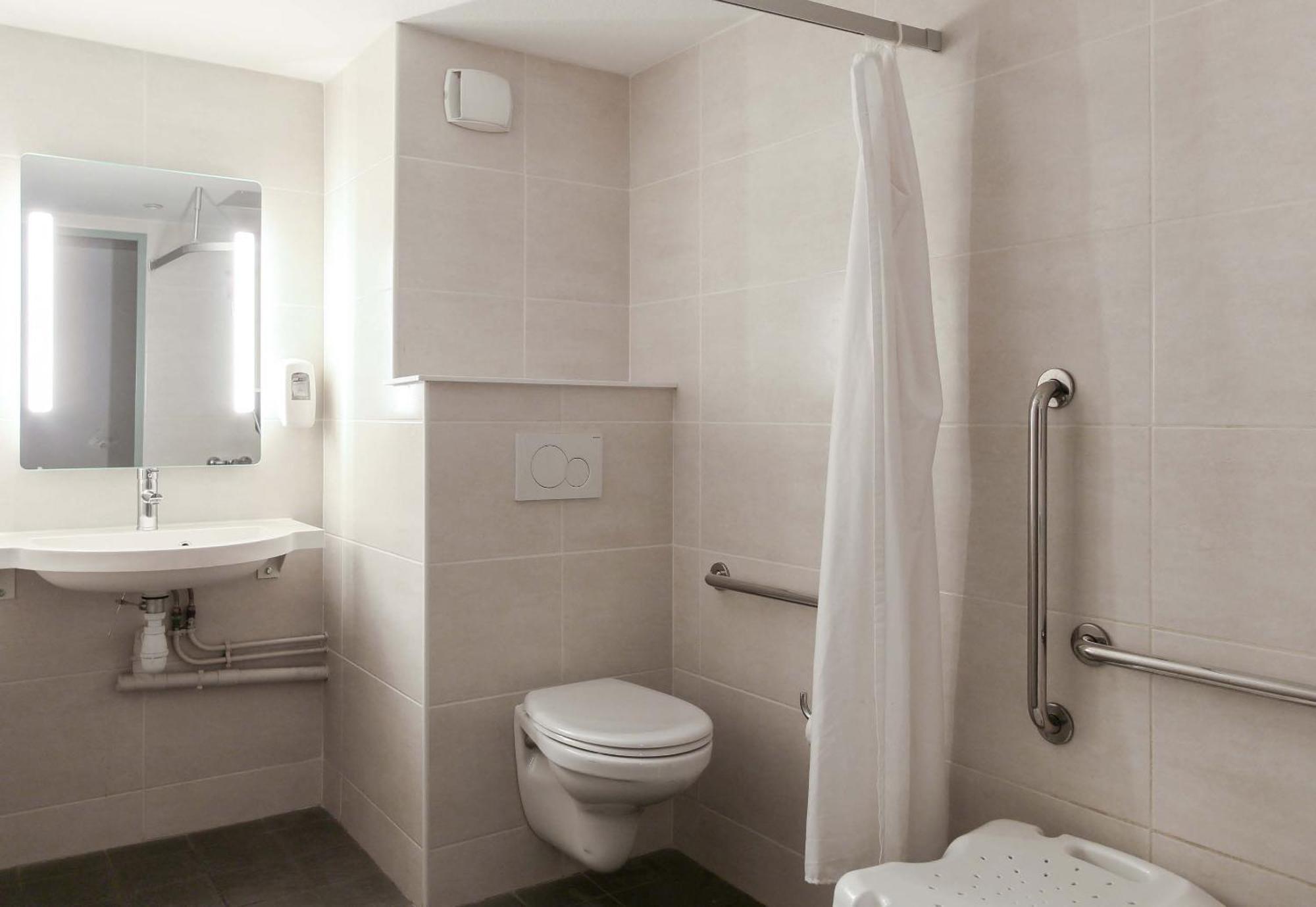 B&B Hotel Marseille La Valentine St Menet Eksteriør bilde