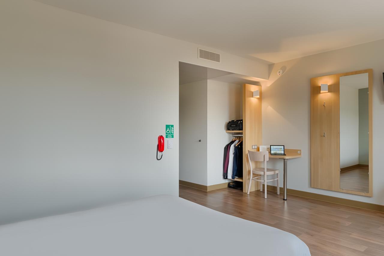 B&B Hotel Marseille La Valentine St Menet Eksteriør bilde